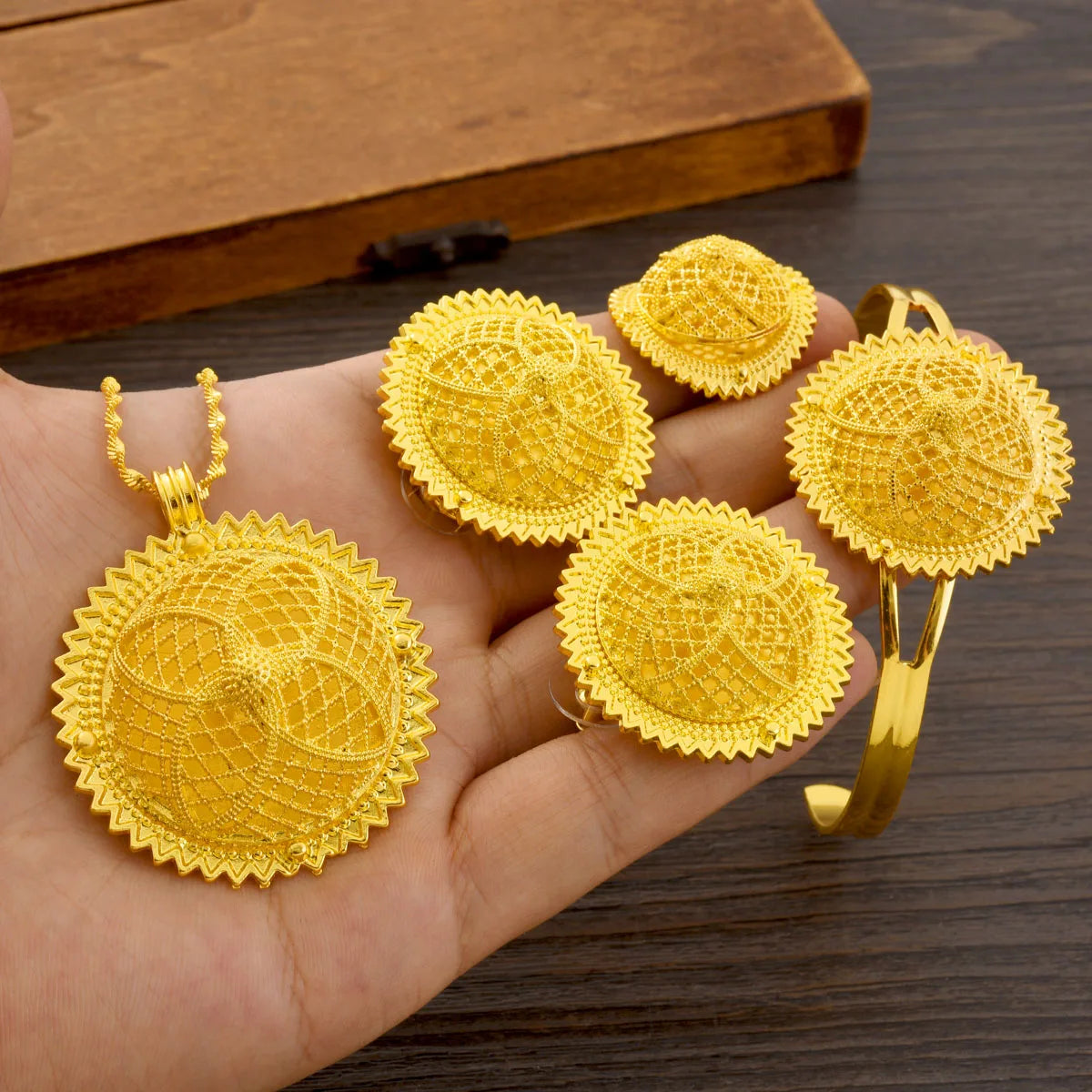 Golden Color Jewelry Set Women Pendan Ring Earring Bangle Head Chain Hairpin Ethiopian Bride Wedding Gifts