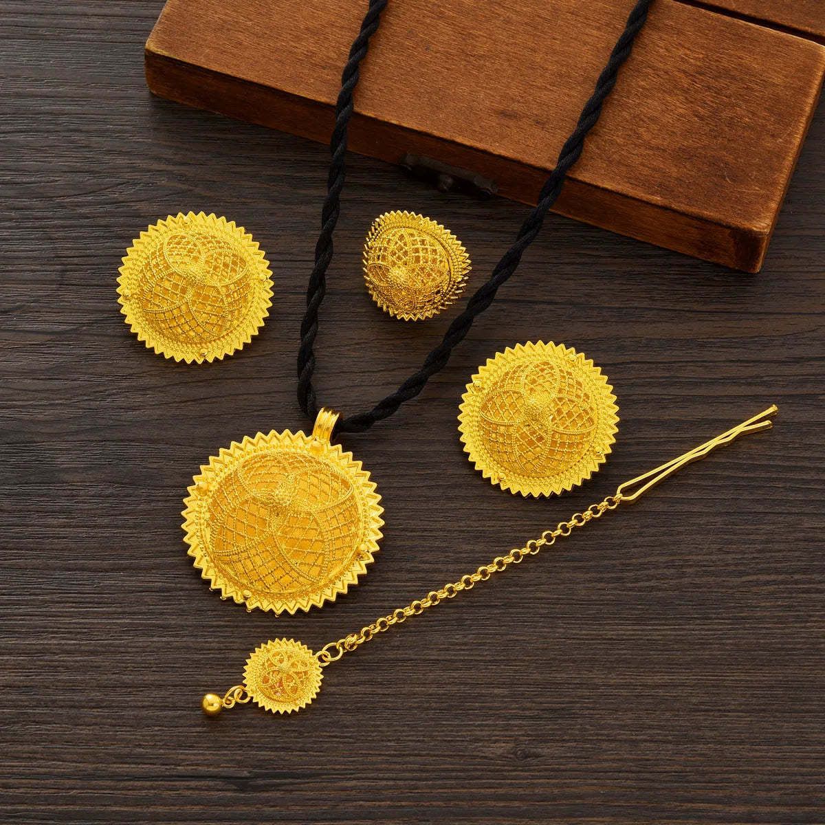 Golden Color Jewelry Set Women Pendan Ring Earring Bangle Head Chain Hairpin Ethiopian Bride Wedding Gifts