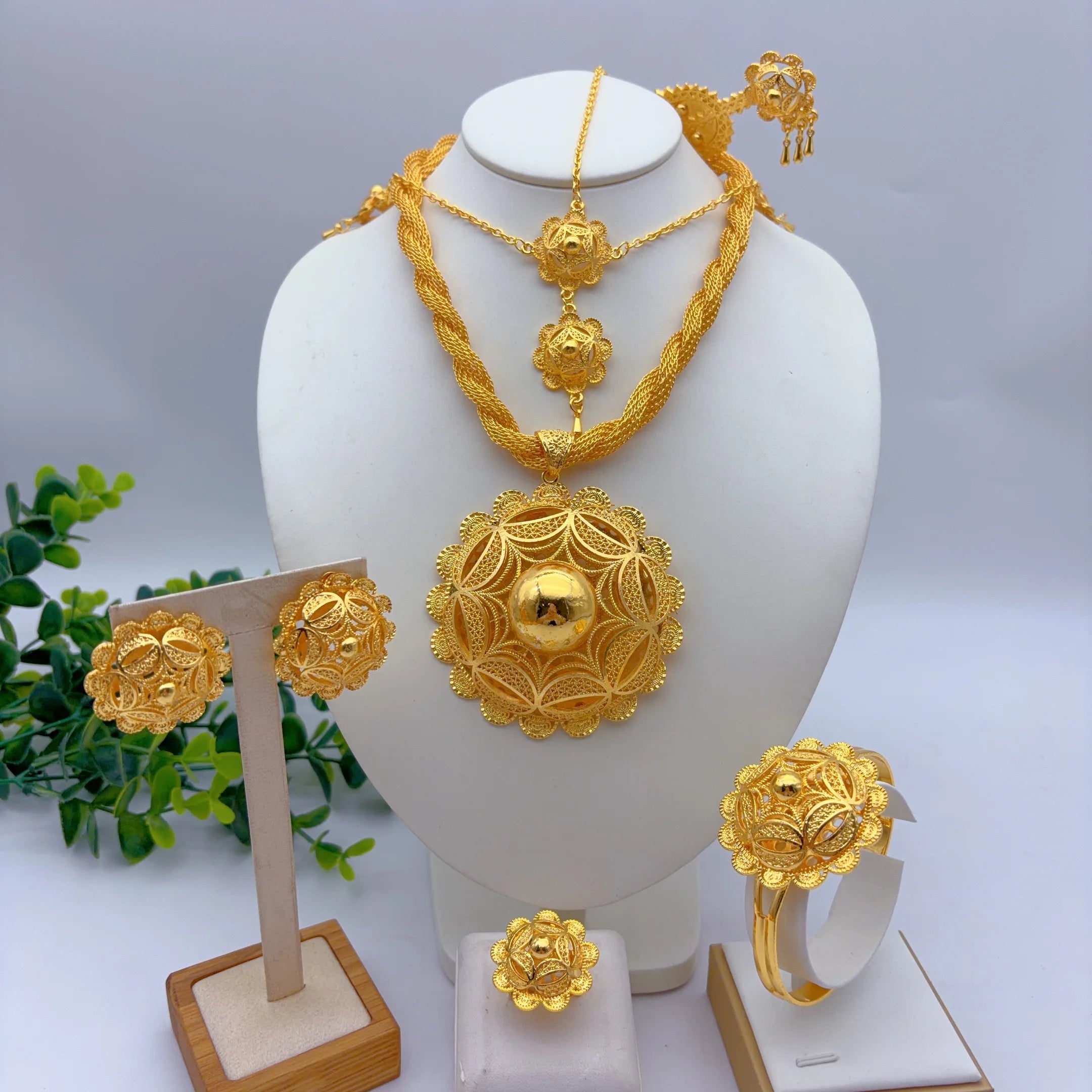 Dubai 24k Gold Plated 6PCS Jewelry Set For Woman African Indian Ethiopian Big Pendant Necklace Wedding Engagement Party Gifts