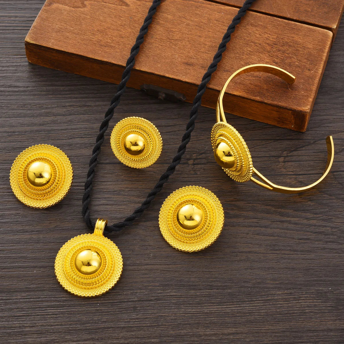 Africa Gold Color Round Geometry Jewelry Set Dubai Pendant Necklace Ring Earrings Arab Ethiopian Bride Wedding Party Gifts