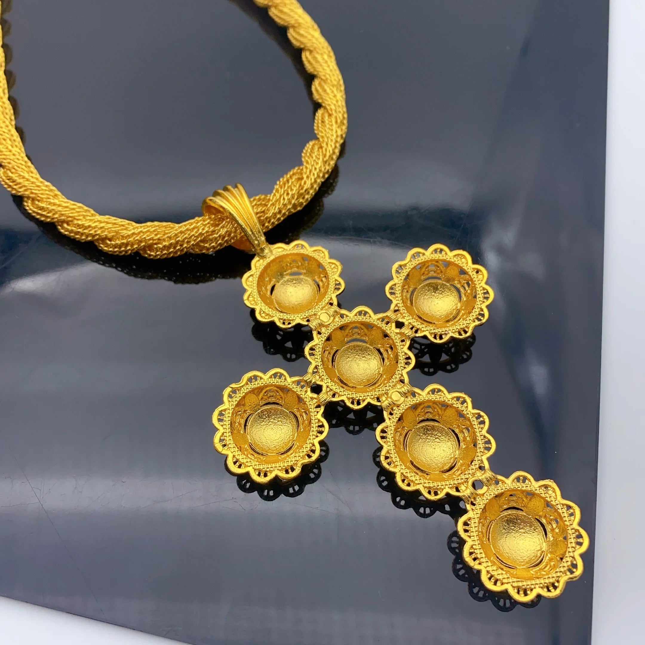 Ethiopian Cross Pendant Twisted Chain for Women Man African Wedding Party Gold Plated Dubai Eritrea Jewelry Cross Gift