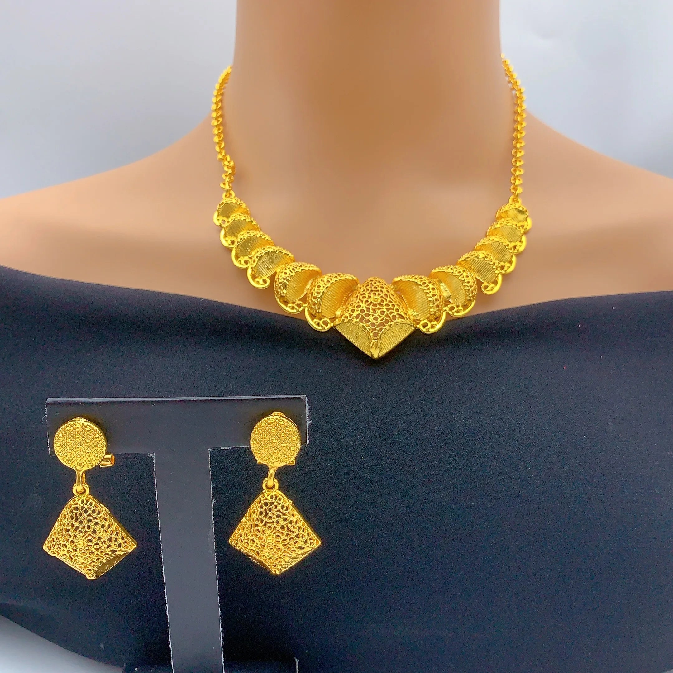 Luxury Indian Bridal 24k Gold Plated Necklace And Earrings Jewelry Sets For Women Ethiopian Dubai Set Wedding Party Gifts