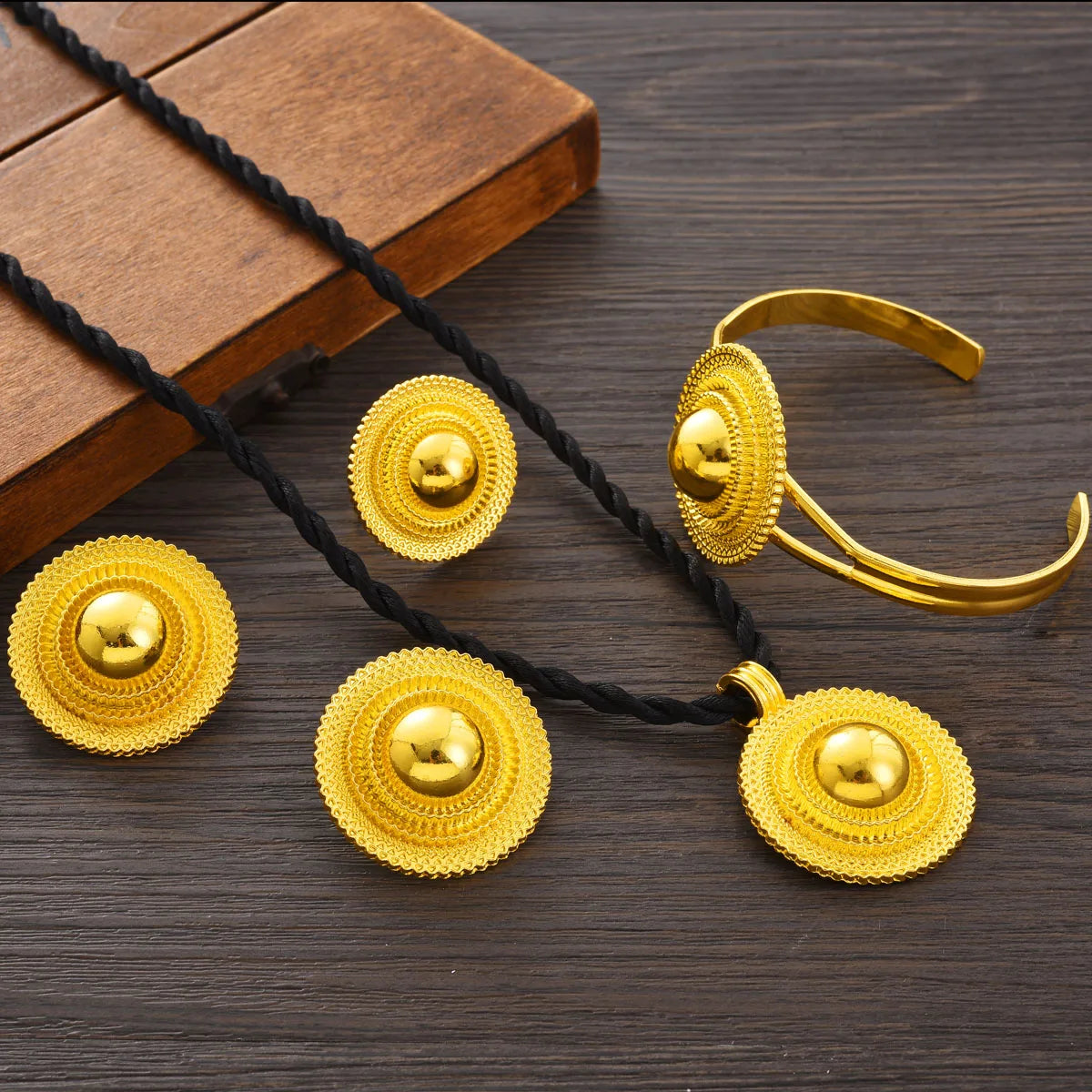Africa Gold Color Round Geometry Jewelry Set Dubai Pendant Necklace Ring Earrings Arab Ethiopian Bride Wedding Party Gifts