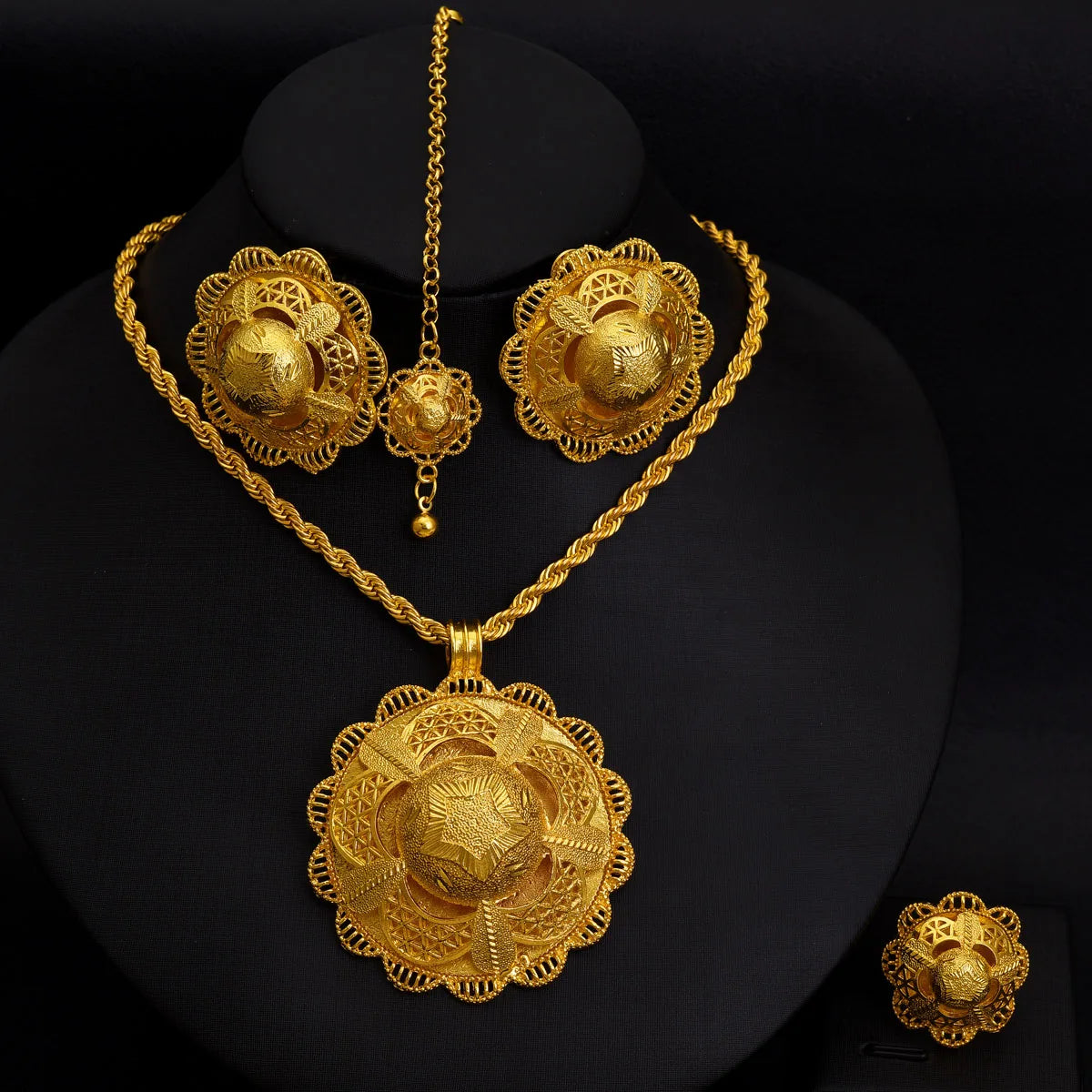 4-piece African Arab Luxury Jewelry Set Golden Color Star Pattern Pendant Ring Earring Head Chain Ethiopian Bride Wedding Gift